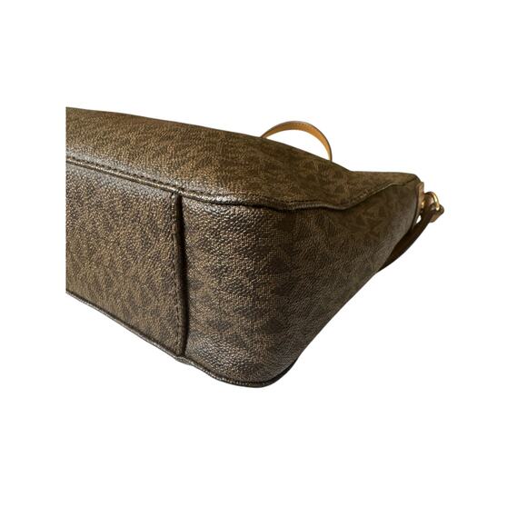 Michael Kors Brown Signature Crossbody Bag Logo Print Adjustable Strap+Dust Bag - Picture 13 of 13